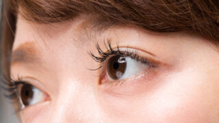 眼瞼下垂症手術は、片目ずつの手術、両眼同時手術のどっちが良いの？？